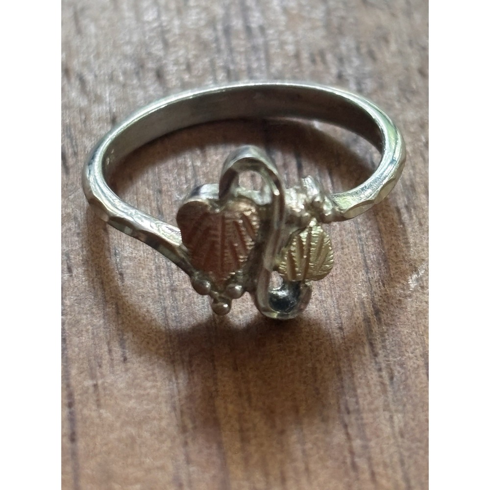12K GOLD & 925 Silver - Vintage Dainty Leaf & Love Heart Ring Size 5